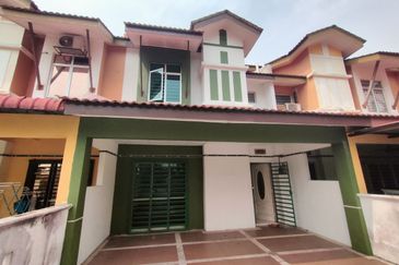 Kota Puteri, Batu Arang