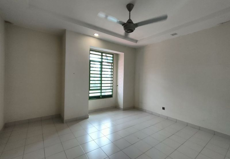 Kota Puteri, Batu Arang