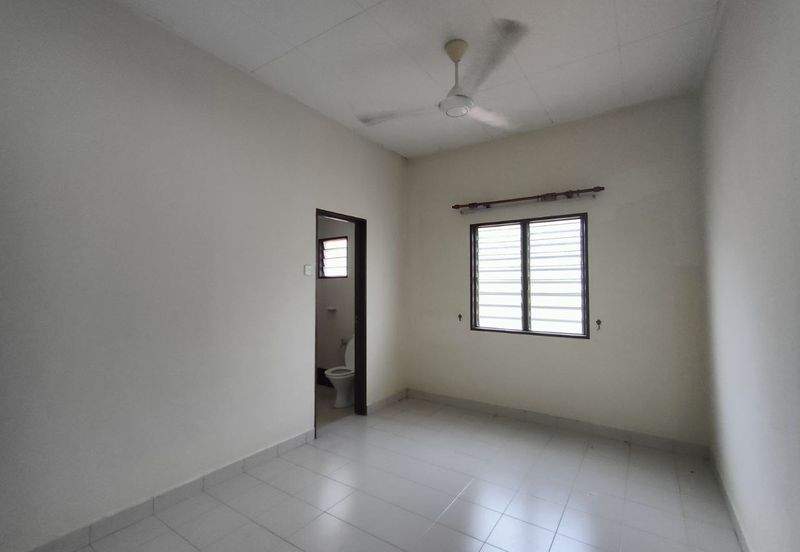 Kota Puteri, Batu Arang