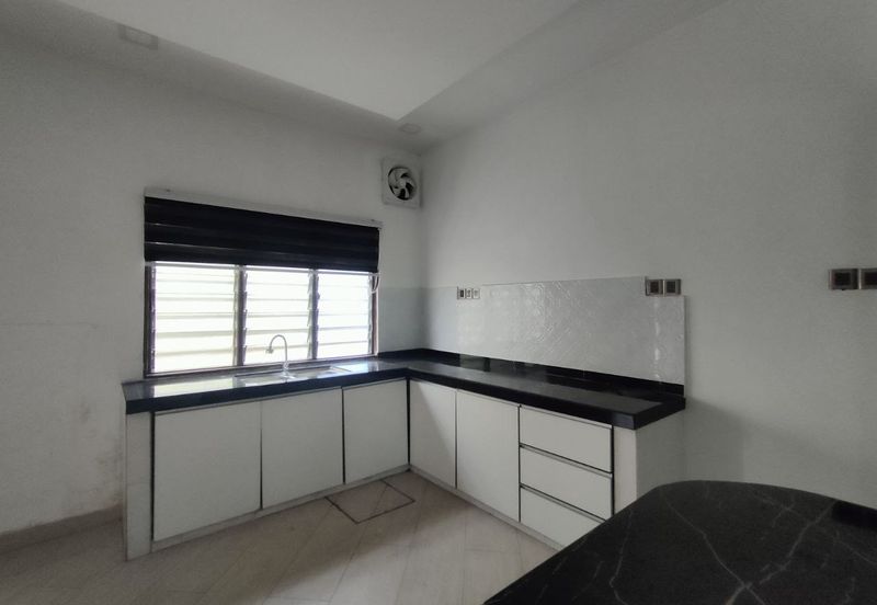 Kota Puteri, Batu Arang