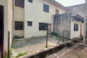 Kota Puteri, Batu Arang