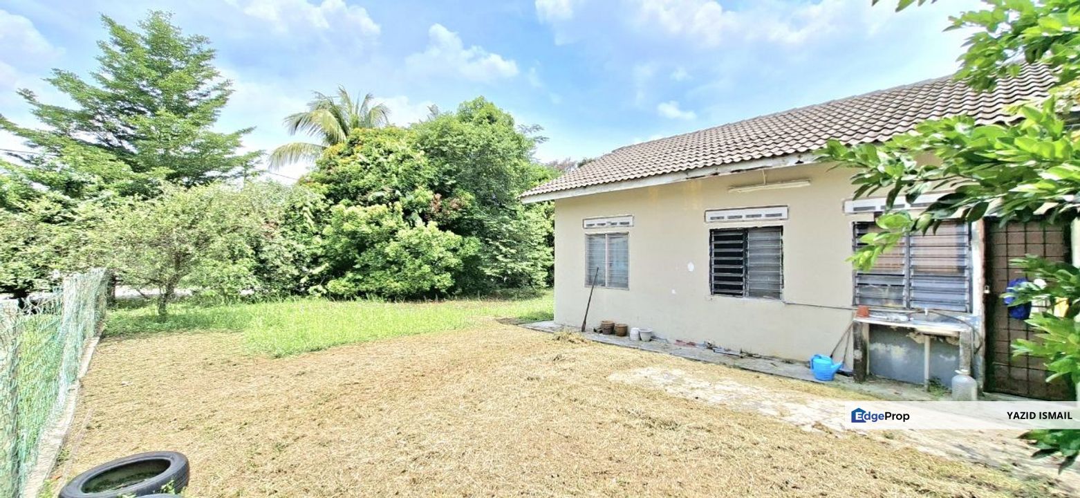 Bungalow Setingkat, Desa Anggerik, Serendah, Selangor, Serendah