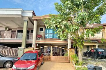 Persiaran Puncak Alam 2 