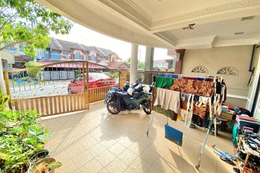 Persiaran Puncak Alam 2 