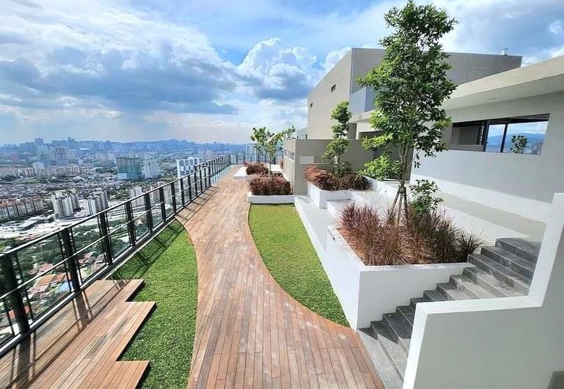 Kenwingston Platz Residence