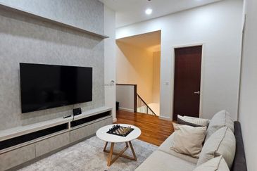 Hemingway Residence @ Bandar Seri Coalfields