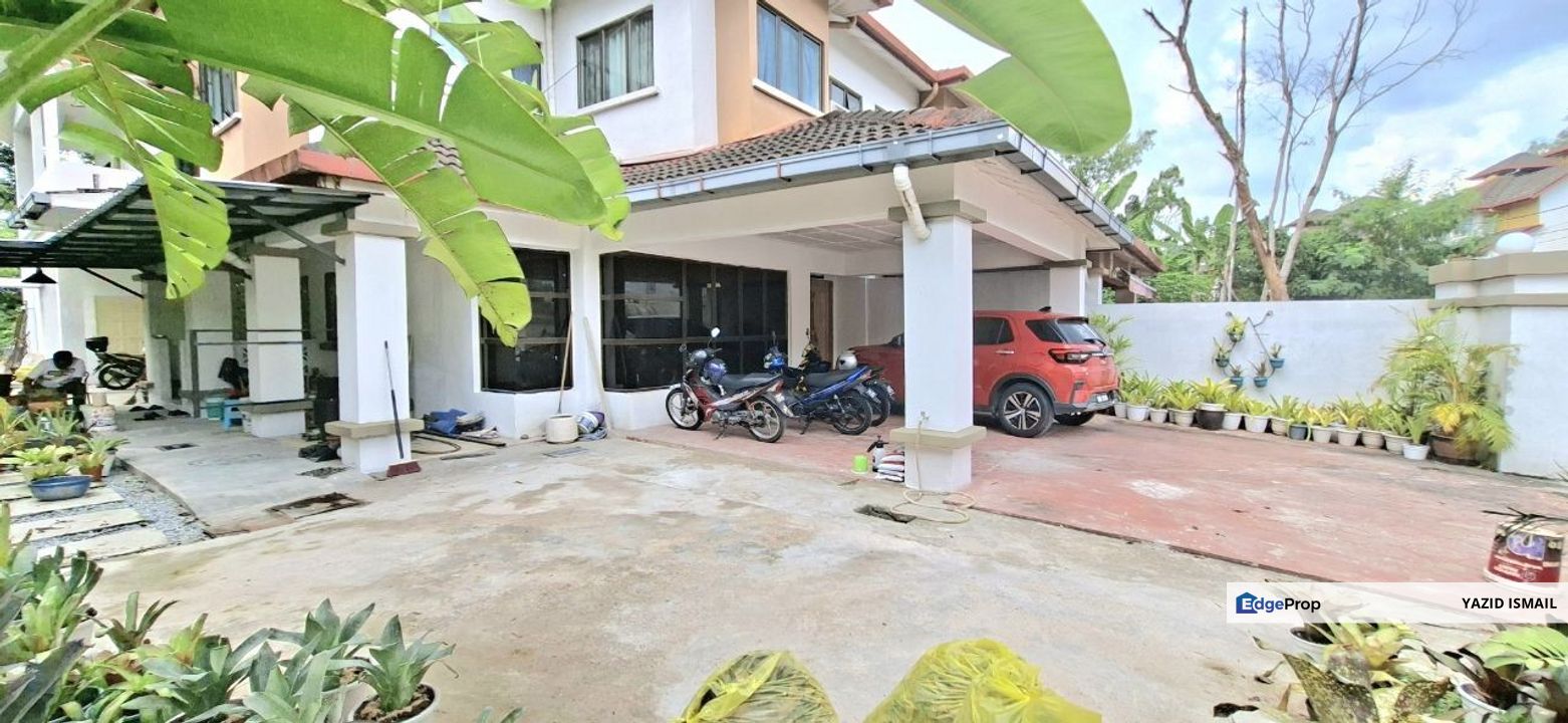 Semi D, Double Storey, Taman Lestari Perdana, Seri Kembangan , Selangor, Seri Kembangan