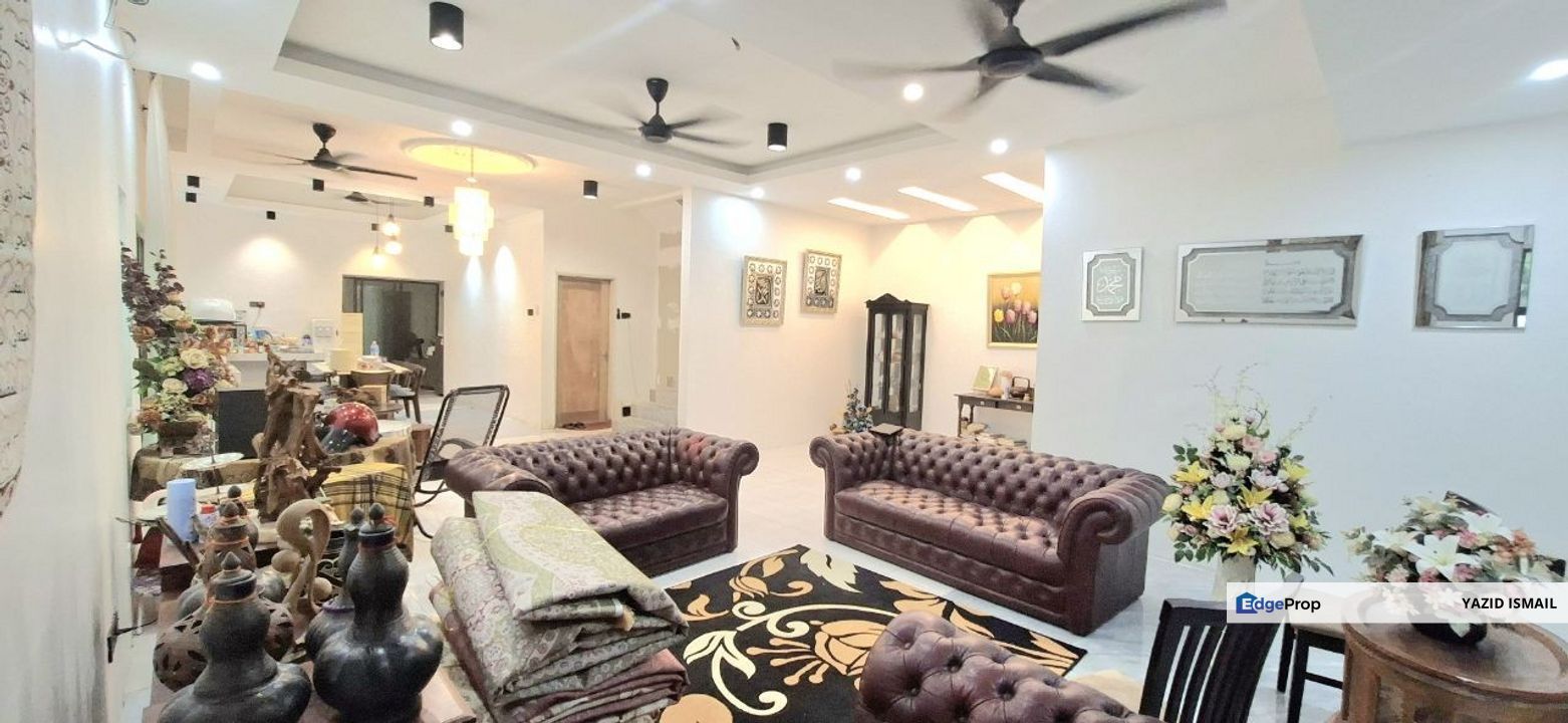 Semi D, Double Storey, Taman Lestari Perdana, Seri Kembangan , Selangor, Seri Kembangan