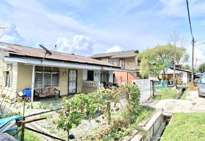 Jalan Besar Selayang Baru 