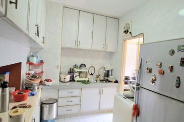 Sri Kinabalu Condominium