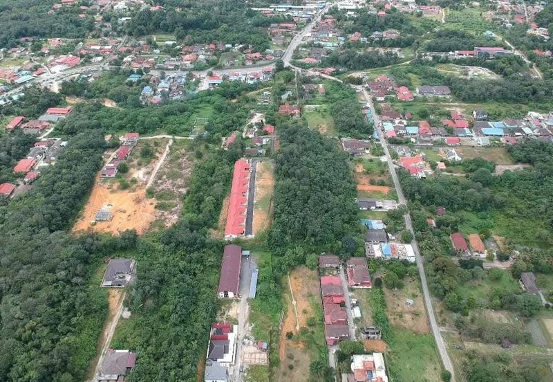 Kampung Sungai Pelong