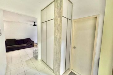 De Bayu Apartment @ Setia Alam