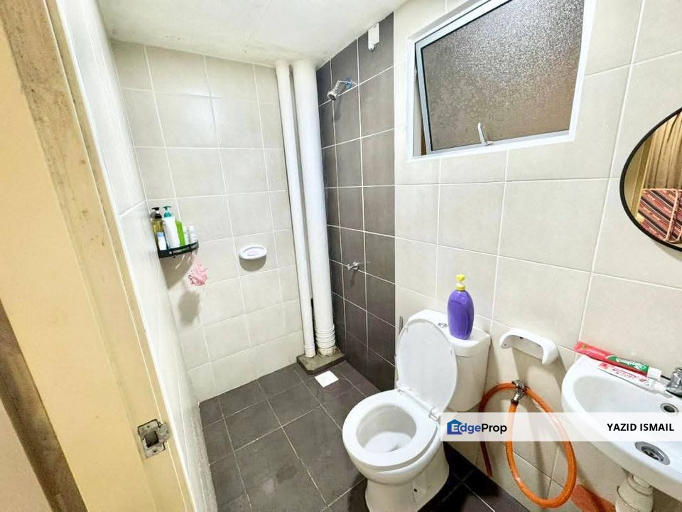 De Bayu Apartment, Setia Alam, Shah Alam, Selangor, Shah Alam