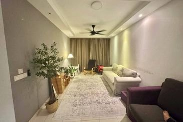 De Bayu Apartment @ Setia Alam