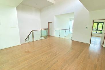 Cahaya SPK, Seksyen U9