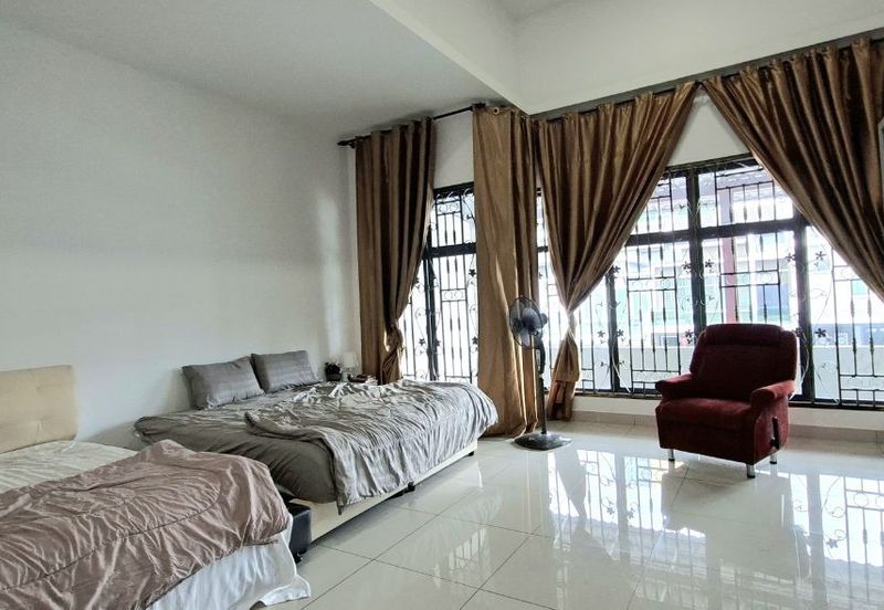 D'Premier @ Bandar Damai Perdana