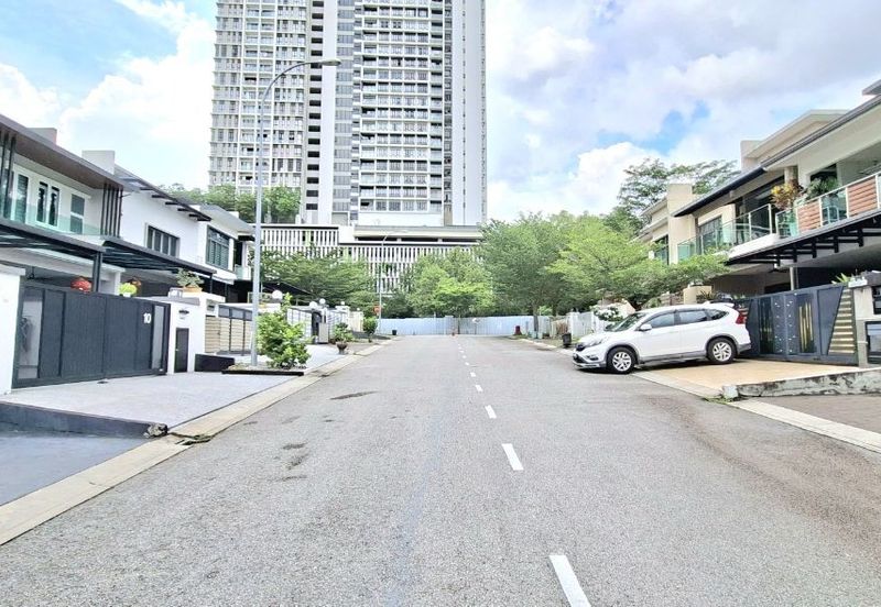 D'Premier @ Bandar Damai Perdana