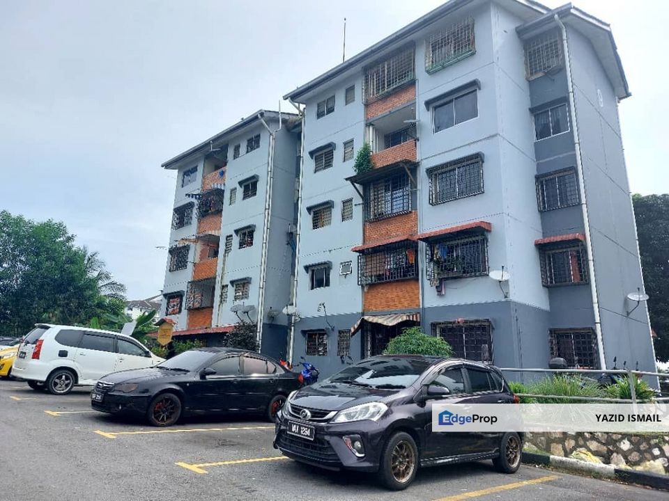 Flat PKNS , Seksyen 4, Bandar Baru Bangi , Selangor, Bangi