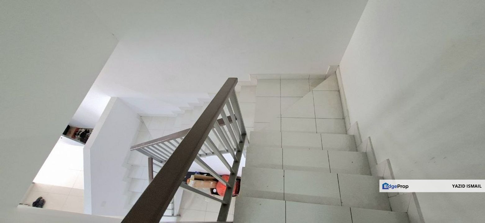 2 Storey, Taman Sari Alamanda, Rawang, Selangor, Rawang