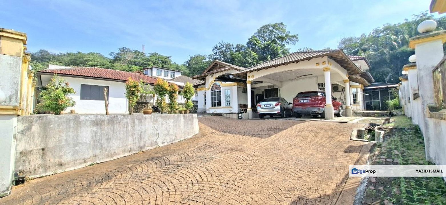 Bungalow 1.5 Storey, Sg Pelong, Sg Buloh
( FREEHOLD  ), Selangor, Sungai Buloh