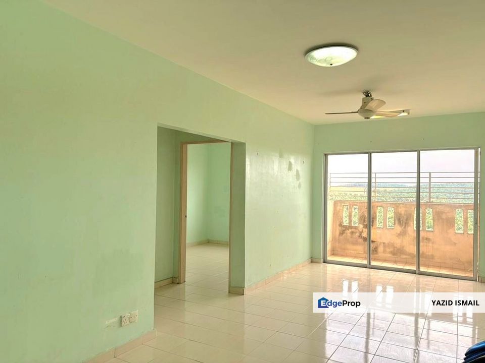 Laguna Biru Apartment, Kundang, Sg Buloh, Selangor, Rawang