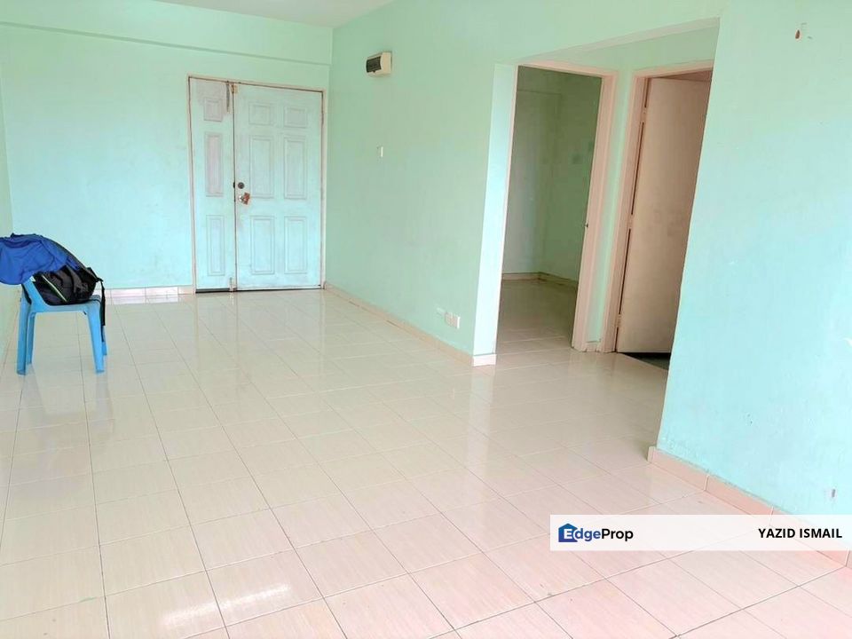 Laguna Biru Apartment, Kundang, Sg Buloh, Selangor, Rawang