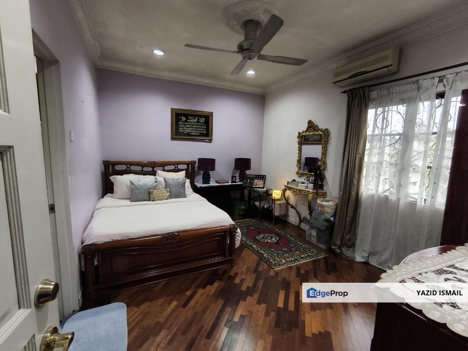 Semi - D Double storey, Seksyen 8 Kota Damansara , Selangor, Kota Damansara