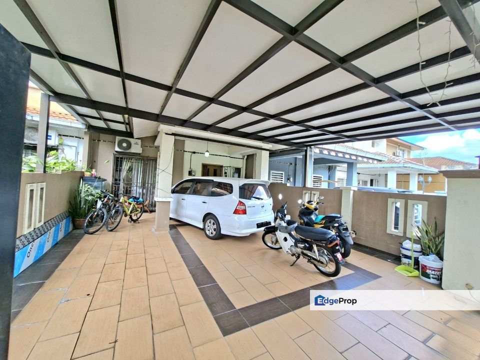 Double Storey, Taman Saujana Rawang [ RENOVATED  ], Selangor, Rawang