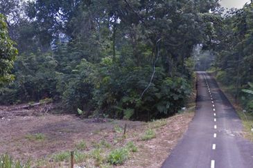 Kampung Sungai Pelong