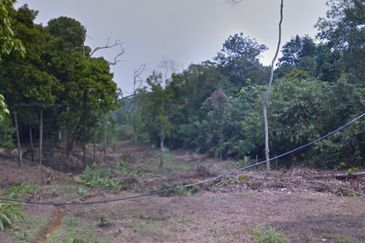 Kampung Sungai Pelong