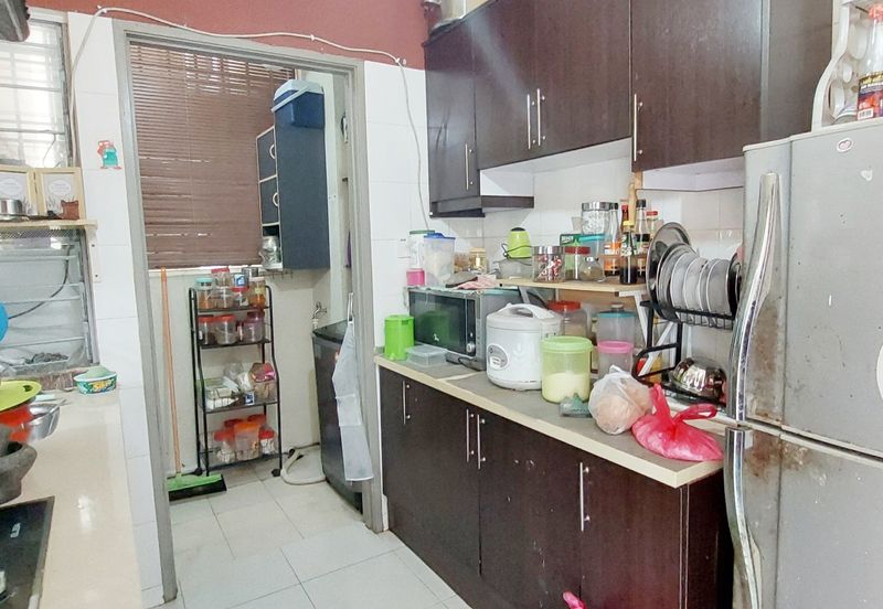 Angsana Apartment @ Taman Raintree