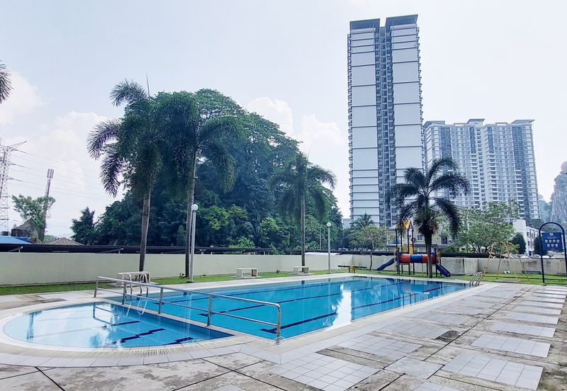 Angsana Apartment @ Taman Raintree