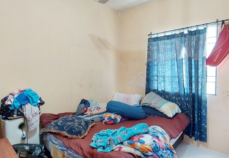 Angsana Apartment @ Taman Raintree