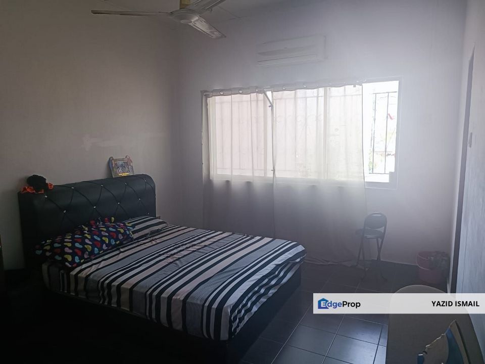 Double Storey Terrace, Taman Selaseh, Gombak, Selangor, Batu Caves 