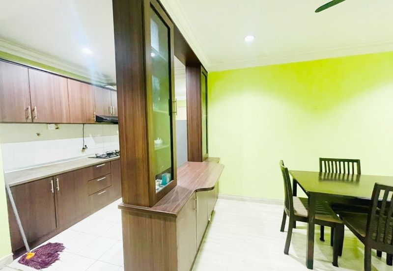 Putra Villa Kondominium