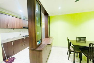 Putra Villa Kondominium