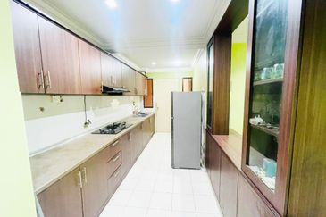 Putra Villa Kondominium