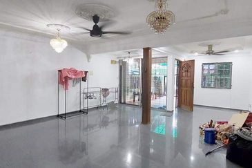 2 Storey, Taman Melawati, KL