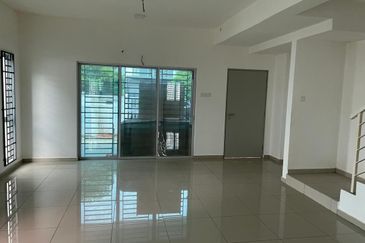 2 Storey, Azalea Bukit Rahman Putra, Sg Buloh