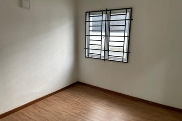 2 Storey, Azalea Bukit Rahman Putra, Sg Buloh