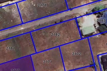 Banglo Lot, Bachok, Dekat IKTBN Bachok
 