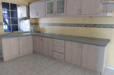 Seksyen 18, Shah Alam