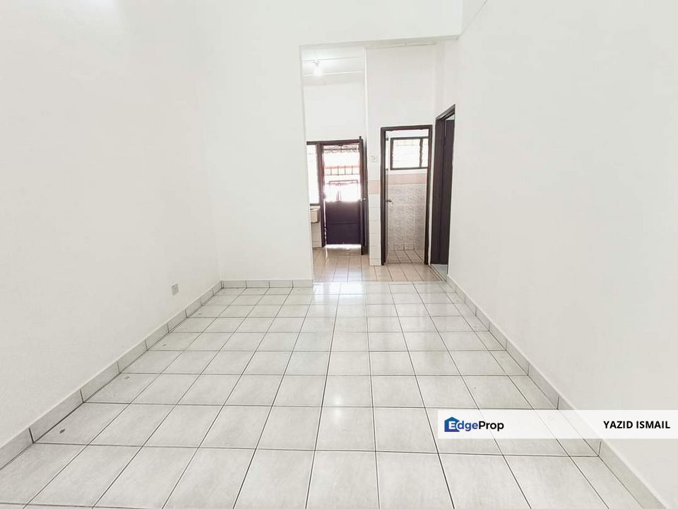 Single Storey Teres, Taman Pelangi Rawang, Selangor, Rawang