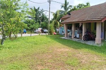 Desa Pinggiran Putra