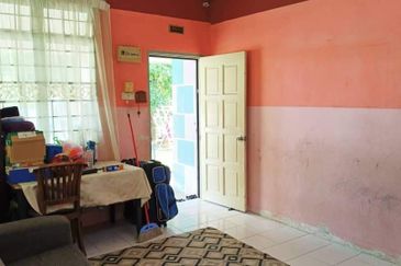 Desa Pinggiran Putra