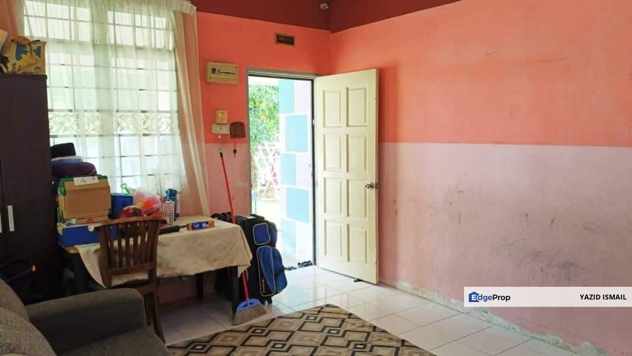 1 Storey, Desa Pinggiran Putra, Selangor, Kajang