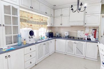 Bungalow Double Storey, Taman Gombak Setia, KL

