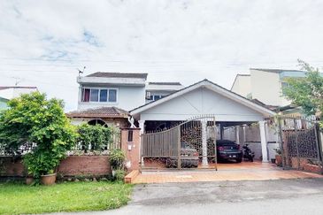 Bungalow Double Storey, Taman Gombak Setia, KL

