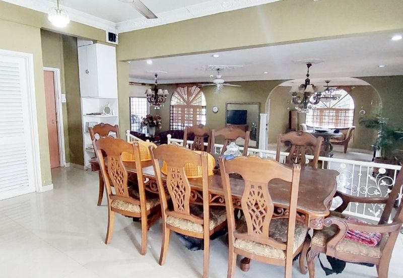 Bungalow Double Storey, Taman Gombak Setia, KL

