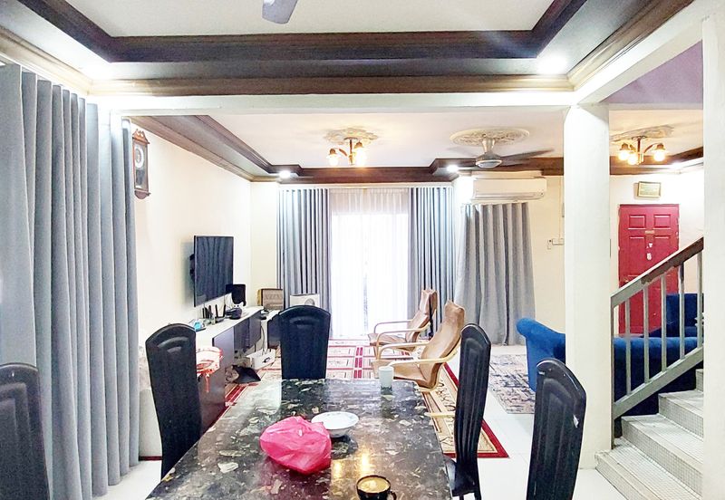 Taman Lembah Keramat AU5